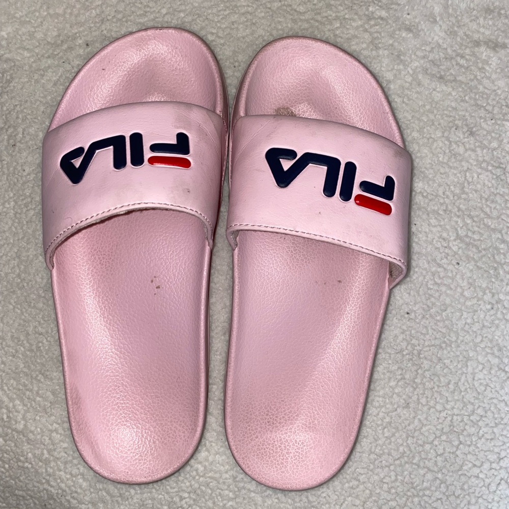 Pink Fila slides
